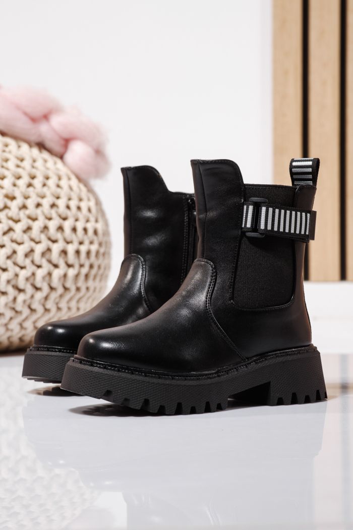 Боти за момичета подплатени с пух черни от еко кожа Talia #23108