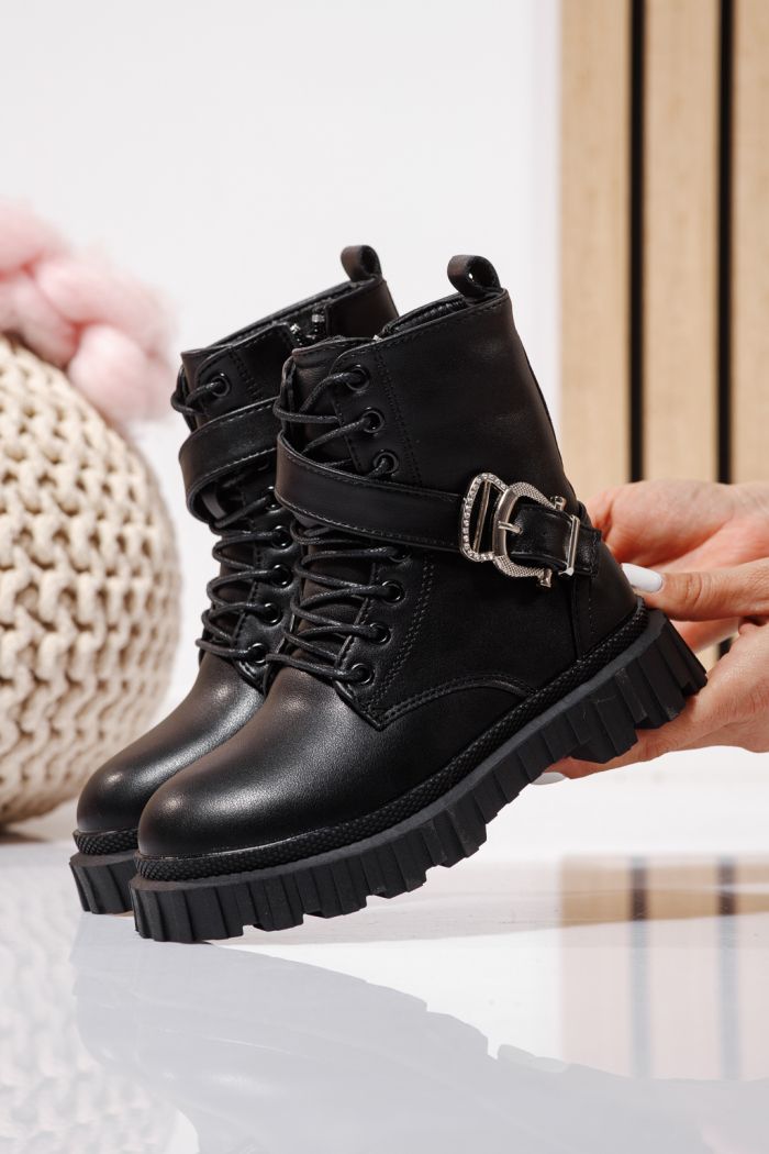 Боти за момичета подплатени с пух черни от еко кожа Edith #23124