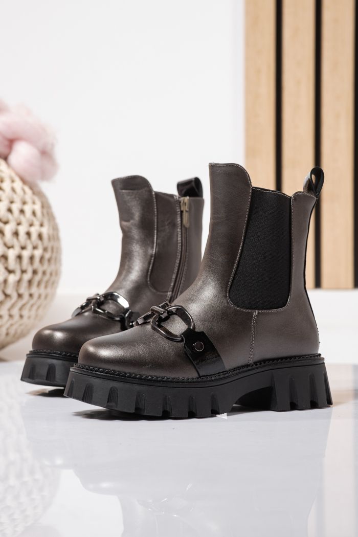 Боти за момичета подплатени с пух сиви от еко кожа Bela #23112