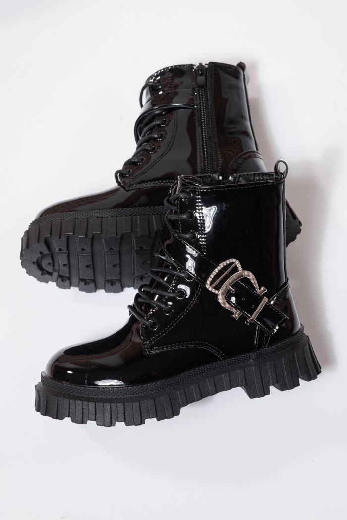 Боти за момичета подплатени с пух черни от лачена еко кожа Edith #23125