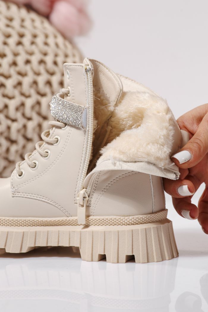 Боти за момичета подплатени с пух бежови от еко кожа Dora #23121