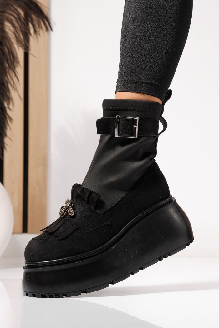 Дамски боти подплатени черни от обърната еко кожа Venus #23160