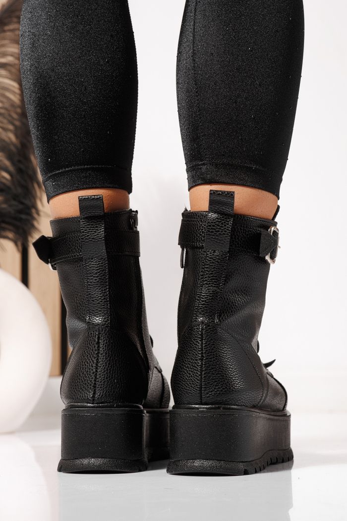 Дамски черни подплатени ботуши от еко кожа Joplin #23175