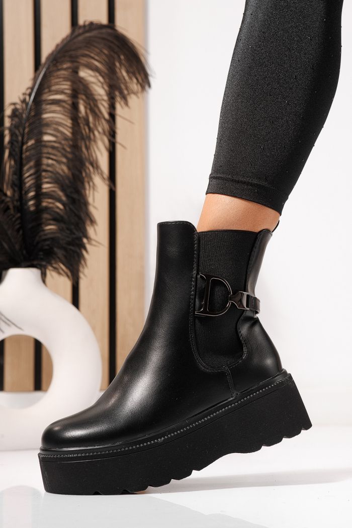 Дамски боти подплатени с пух черни от еко кожа Dalia #23074