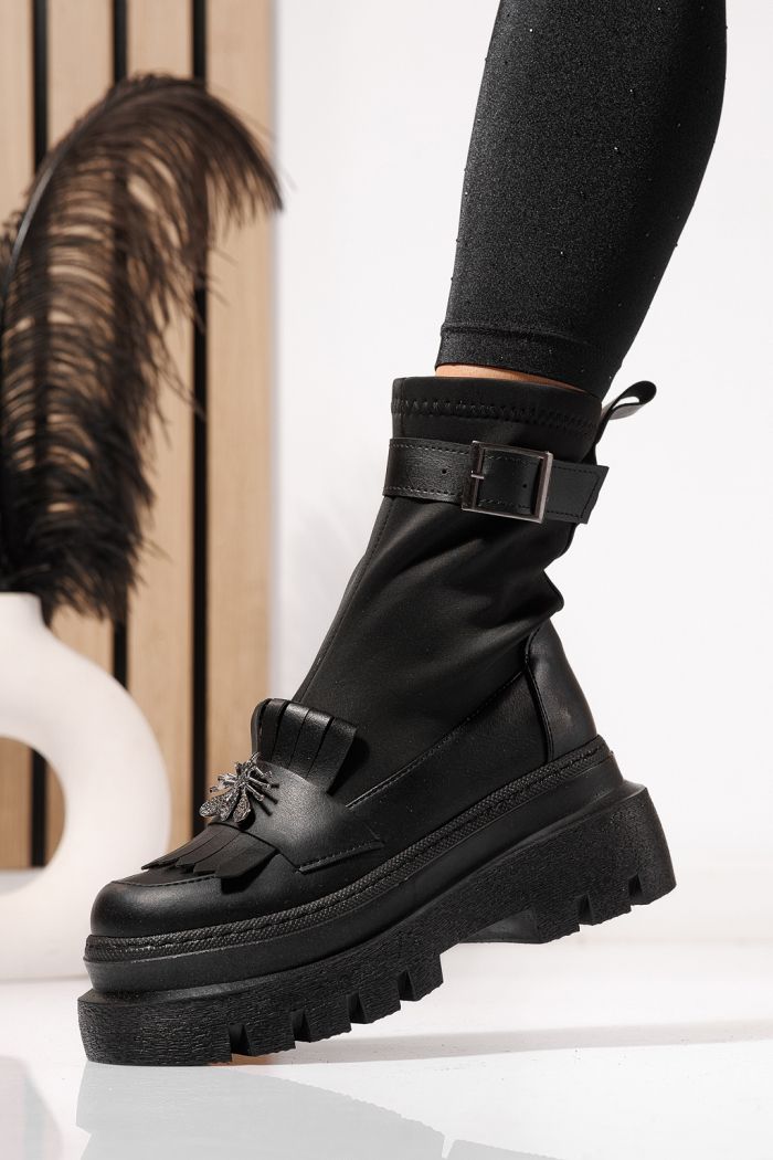 Дамски боти подплатени черни от еко кожа Floris #23169