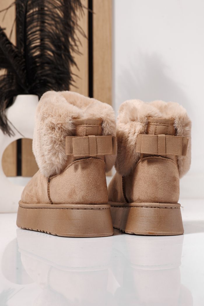 Дамски къси чизми подплатени с пух тип UGG каки от обърната еко кожа Beatrice #23069