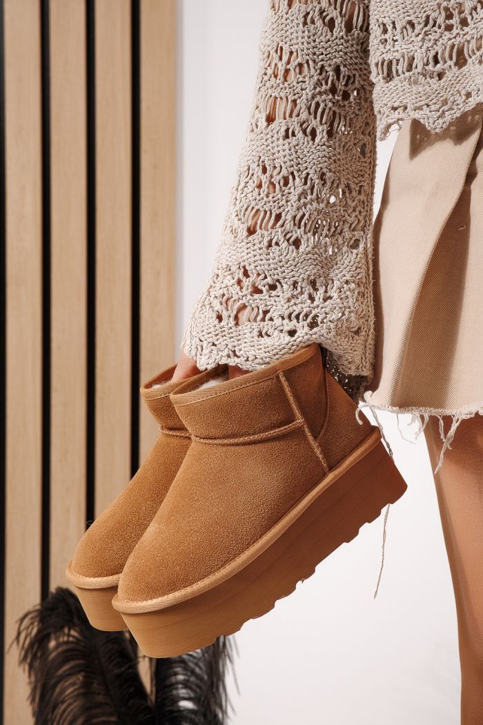 Дамски къси чизми подплатени с пух тип UGG кафяв от естествена кожа Taisa #23156