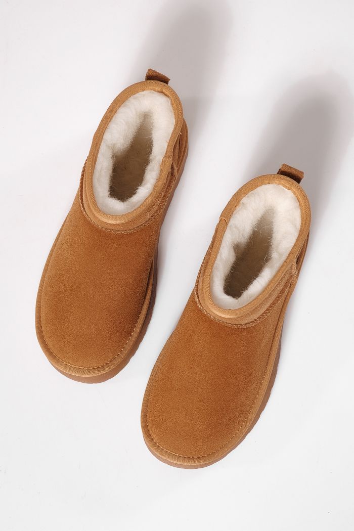 Дамски къси чизми подплатени с пух тип UGG кафяв от обърната естествена кожа Sabina #23155