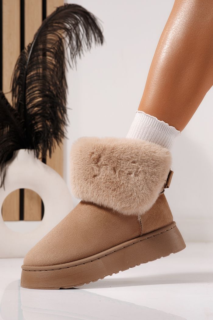 Дамски къси чизми подплатени с пух тип UGG каки от обърната еко кожа Beatrice #23069