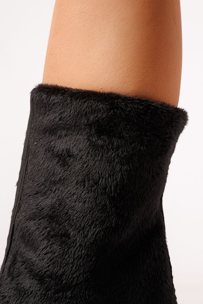Дамски дълги чизми подплатени с пух черни от обърната еко кожа Iris #23080