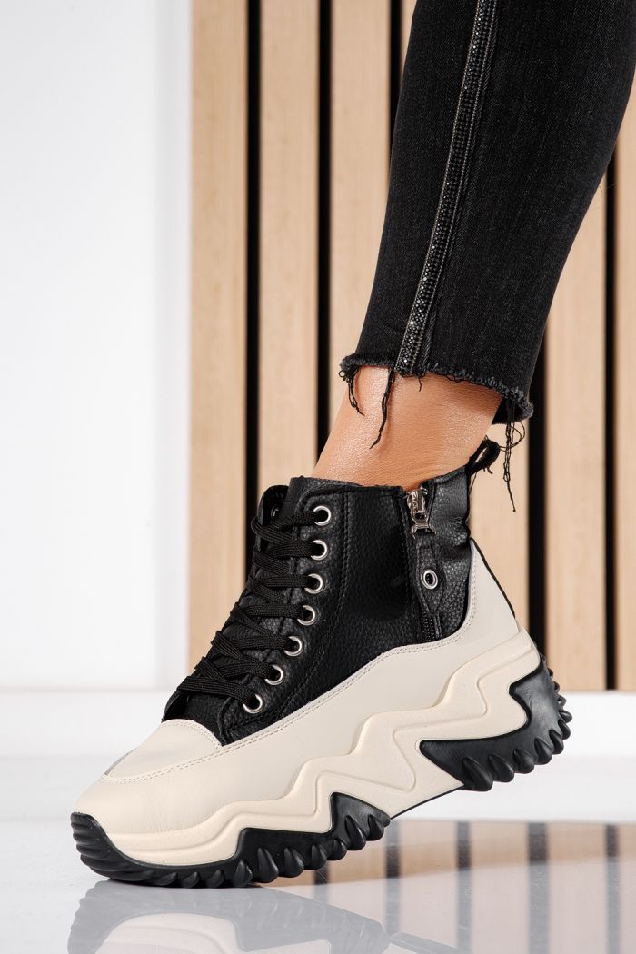 Дамски черни маратонки от екокожа Layla #24154