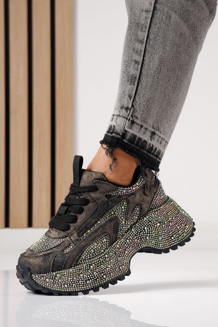 Дамски маратонки черни от текстилен материал Evelin #24087