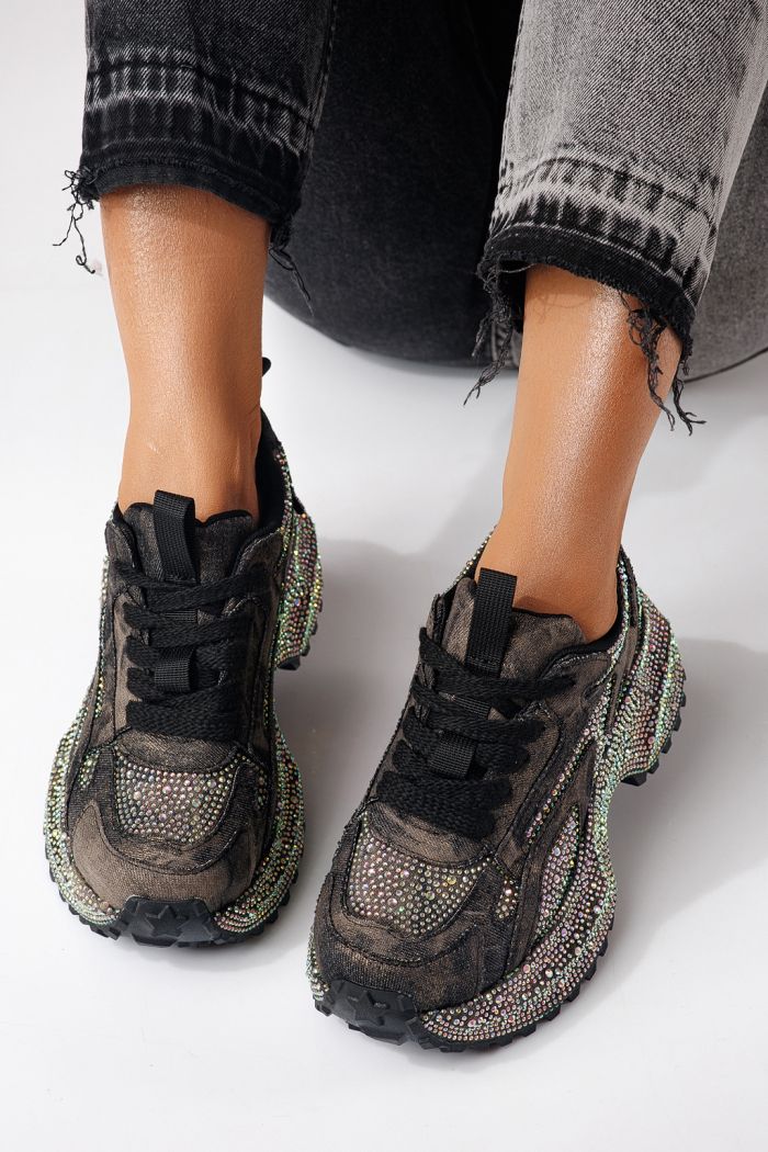 Дамски маратонки черни от текстилен материал Evelin #24087