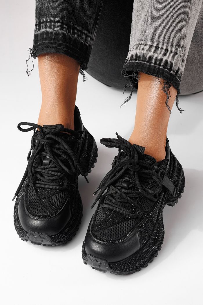 Дамски маратонки черни от текстилен материал Cezara #24054