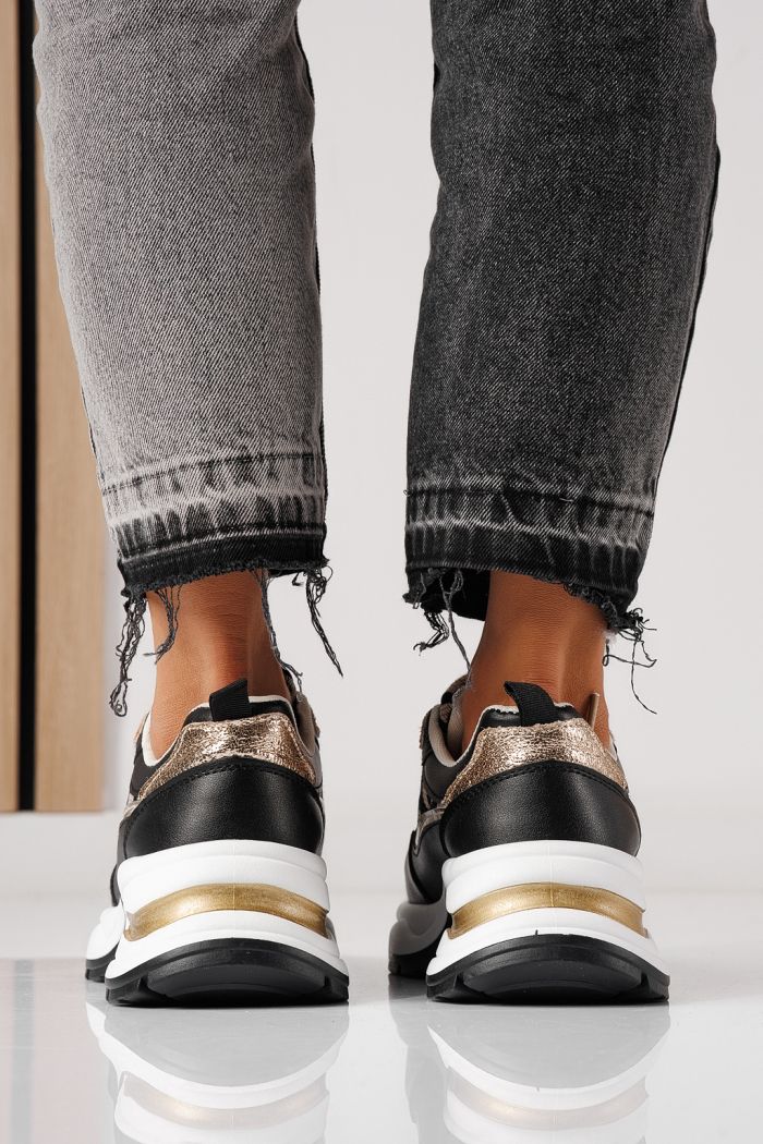 Дамски маратонки черни от еко кожа Karla #24134