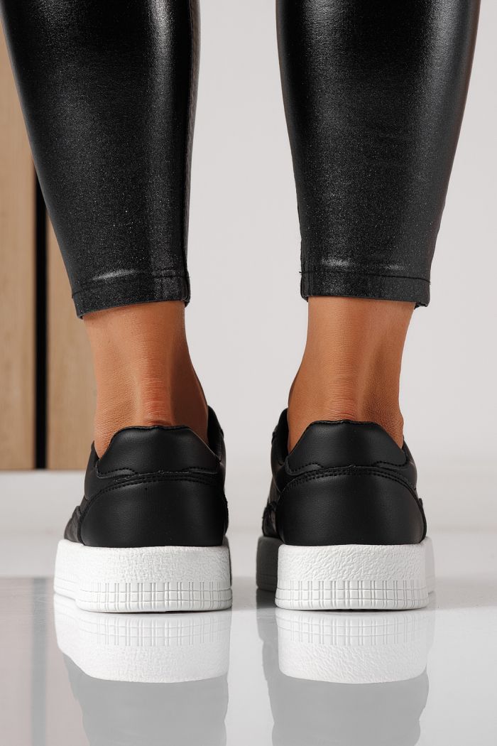 Дамски маратонки черни от еко кожа Nadia #24160