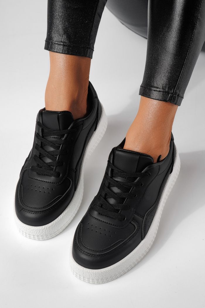 Дамски маратонки черни от еко кожа Nadia #24160