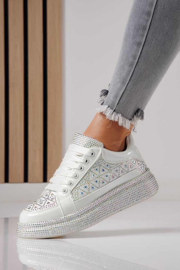 Дамски маратонки бели от обърната еко кожа Ilinca #24117