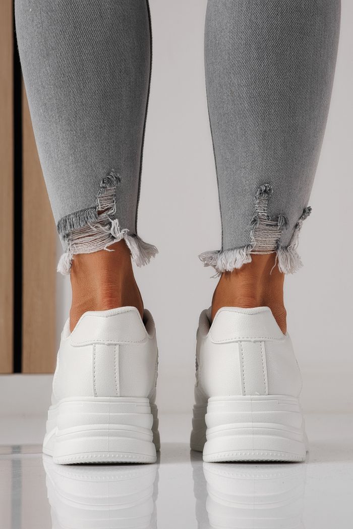 Дамски маратонки бели от еко кожа Clara #24057