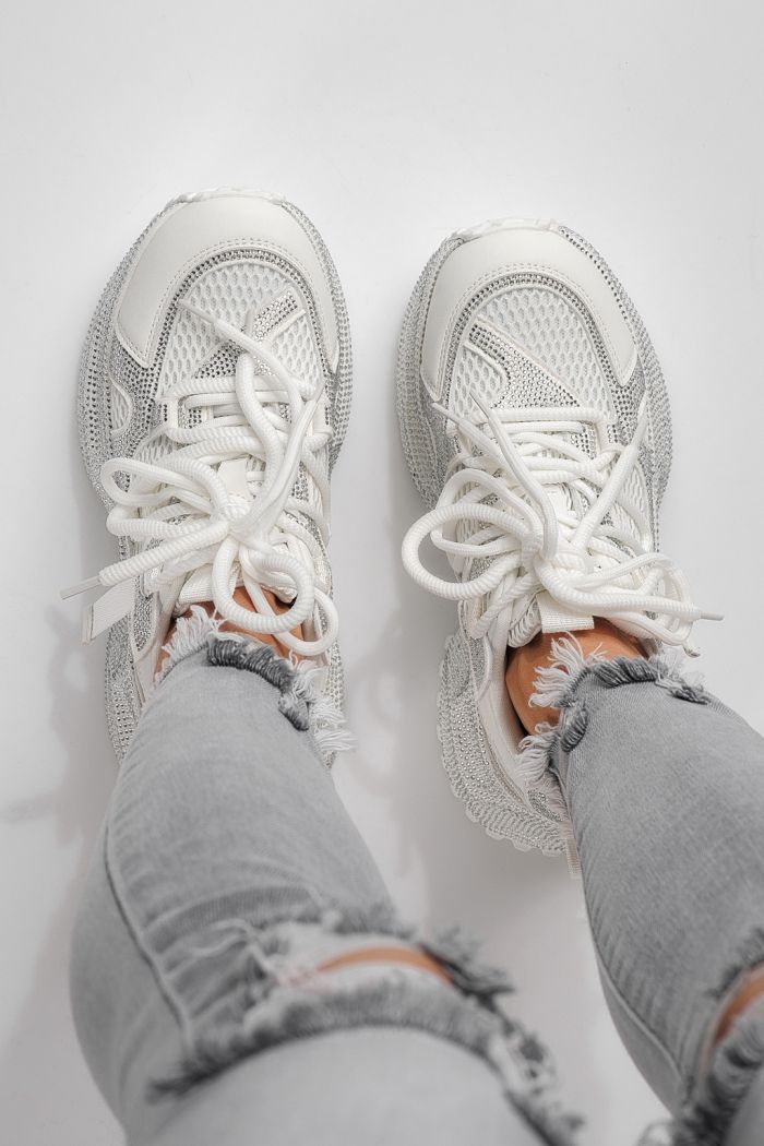 Дамски маратонки бели от текстилен материал Cezara #24055