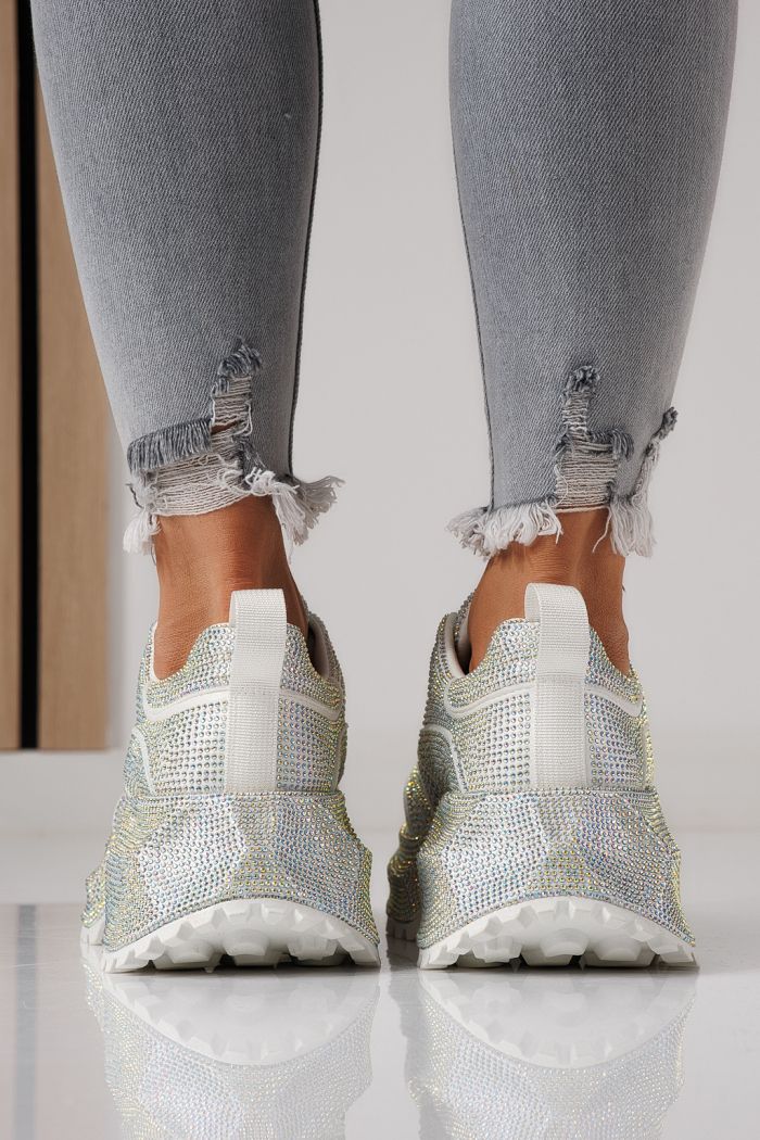 Дамски маратонки бели от обърната еко кожа Gabriela #24104