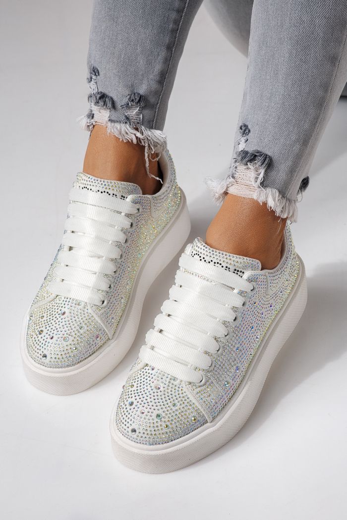 Дамски маратонки бели от текстилен материал Ellania #24090