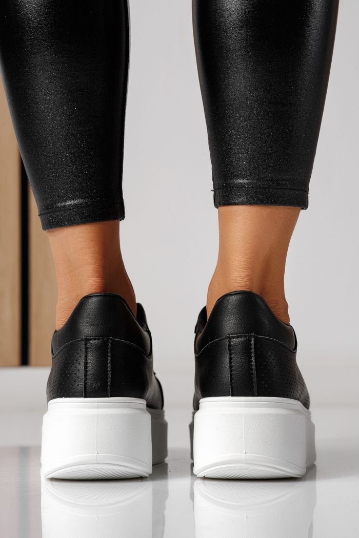 Дамски маратонки с платформа черни от еко кожа Ada #24000