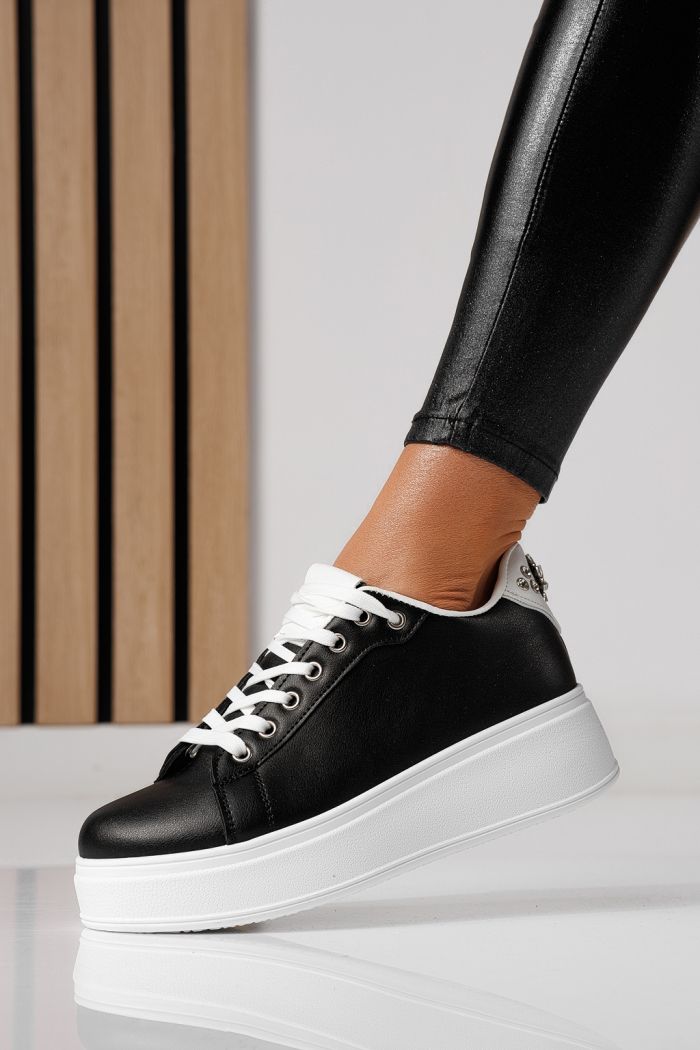 Дамски маратонки черни от еко кожа Azaleea #24004