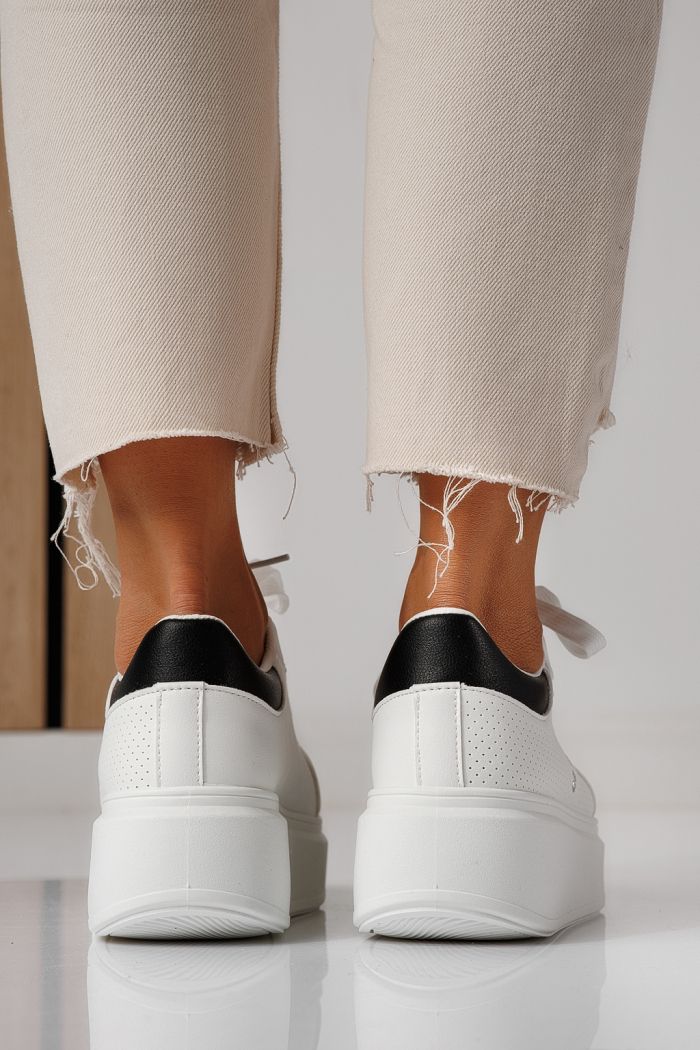 Дамски маратонки с платформа бели от еко кожа Ada #24002