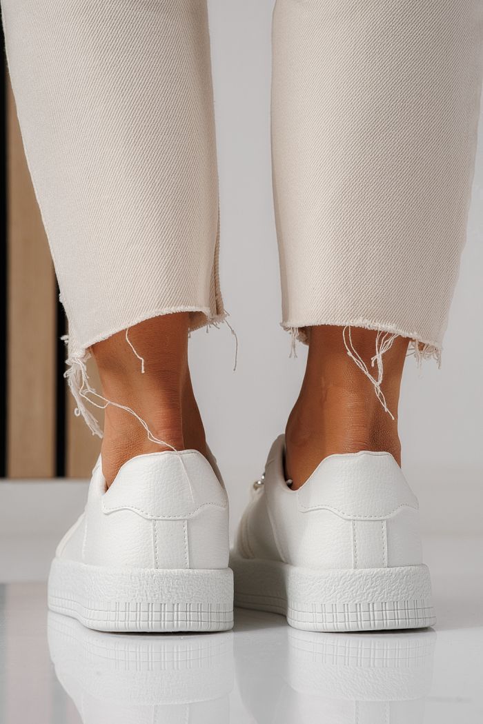 Дамски маратонки бели от еко кожа Olivia #24170