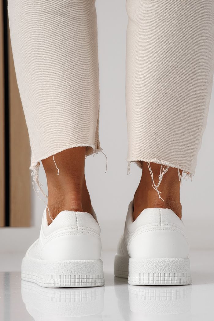 Дамски маратонки бели от еко кожа Oana #24174