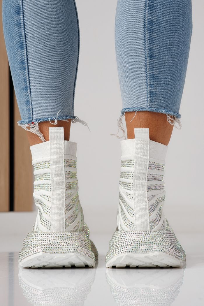 Дамски маратонки бели от текстилен материал Desia #24077