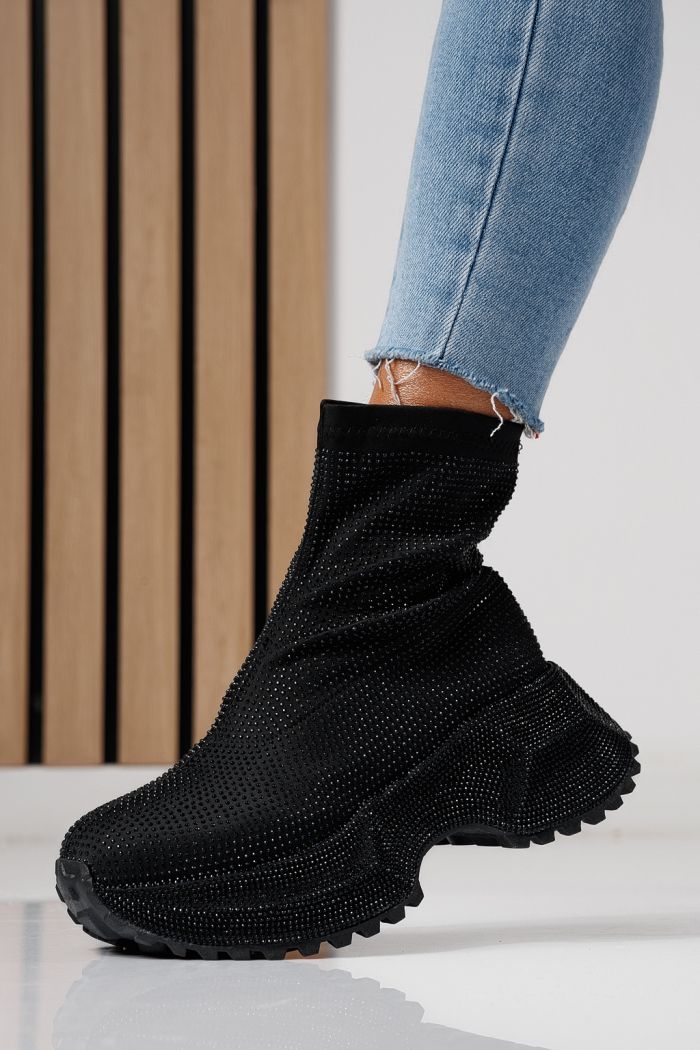 Дамски маратонки черни от текстилен материал Ines #24120