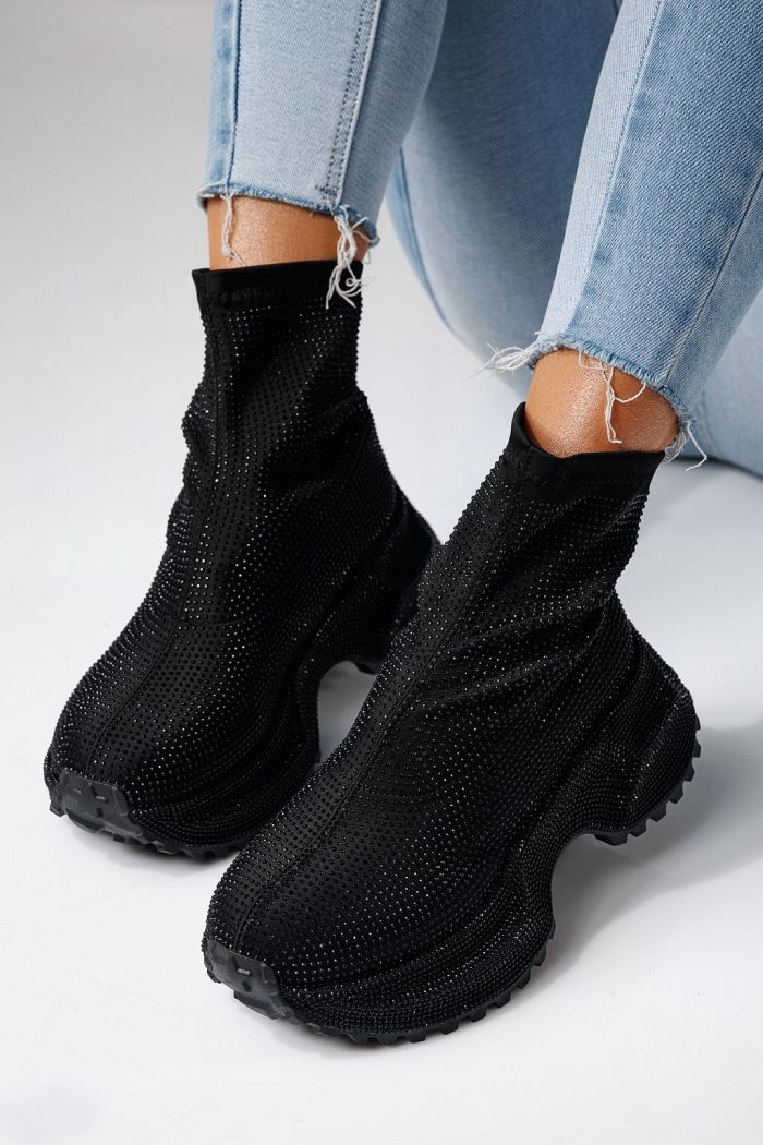 Дамски маратонки черни от текстилен материал Ines #24120