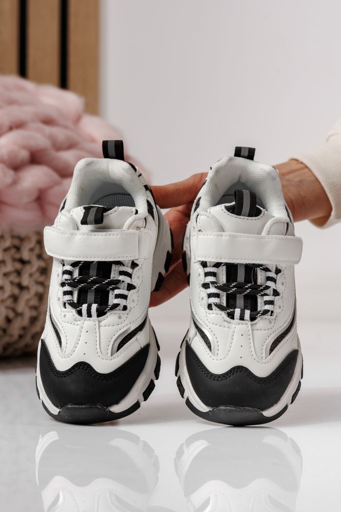 Детски маратонки черни от еко кожа Arya #24028