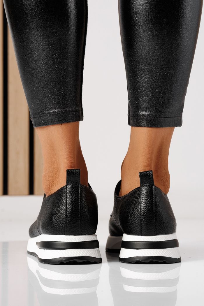 Дамски черни ежедневни обувки от екокожа Lara #24200