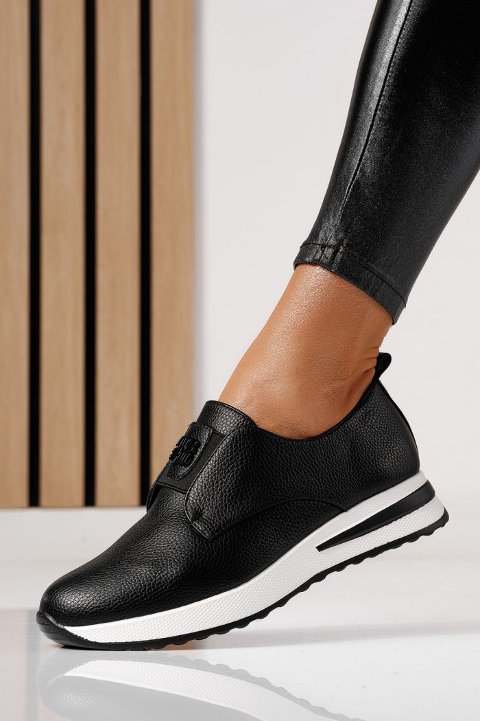 Дамски черни ежедневни обувки от екокожа Lara #24200