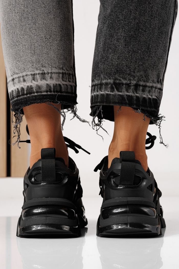 Дамски черни текстилни маратонки Eva #24082