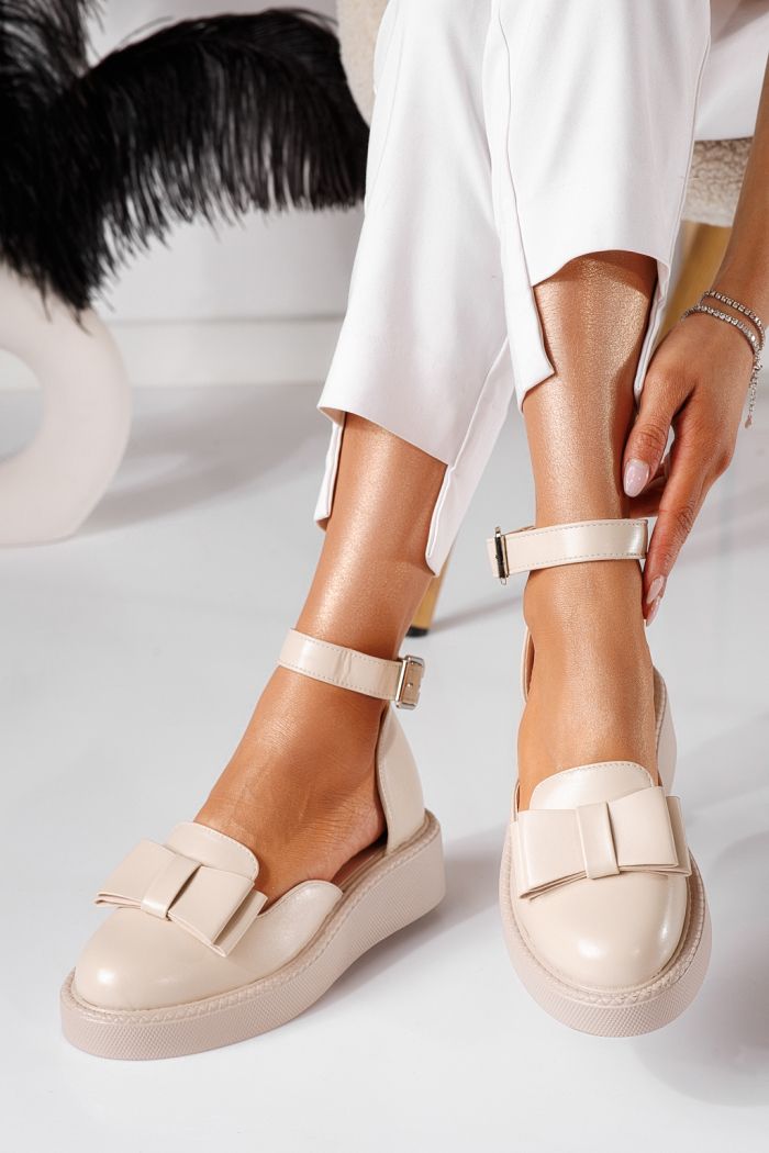 Всекидневни дамски обувки бежови от еко кожа Willy #24211