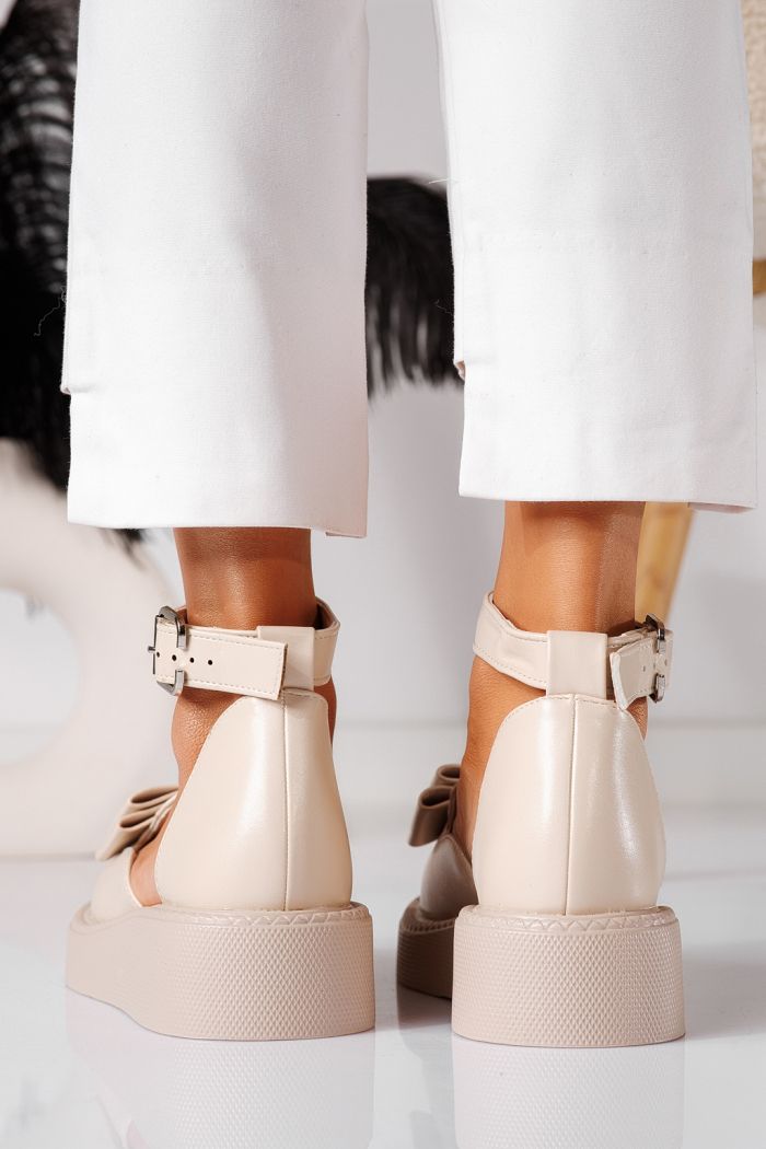 Всекидневни дамски обувки бежови от еко кожа Willy #24211