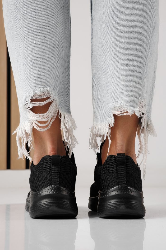 Дамски маратонки черни от текстилен материал Mia #24288