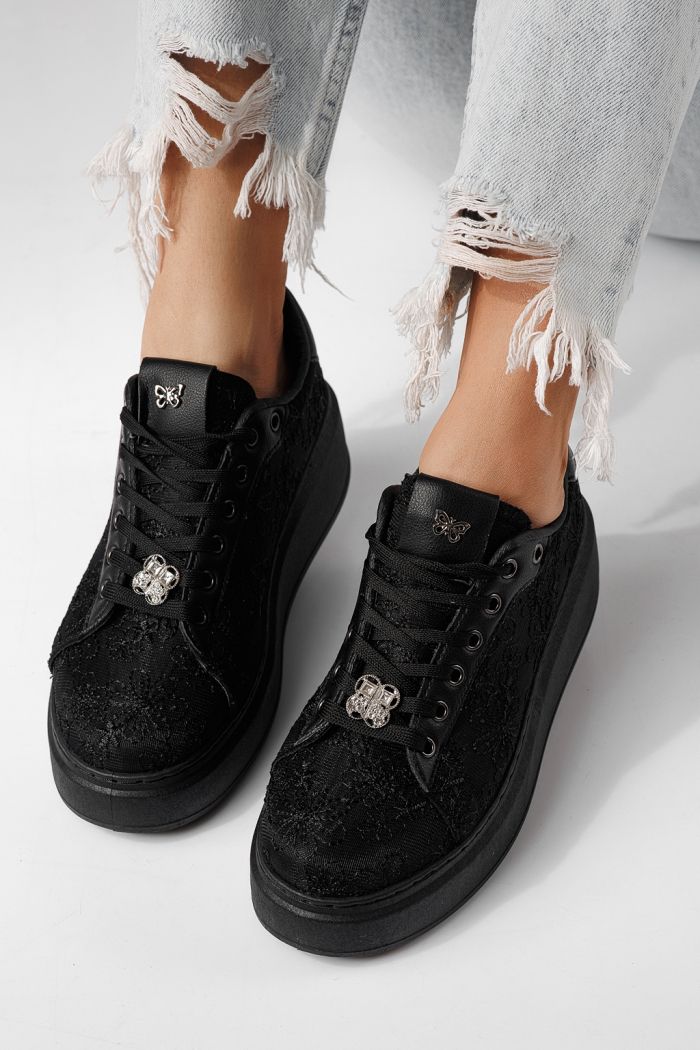 Дамски маратонки черни от текстилен материал Carla #24289