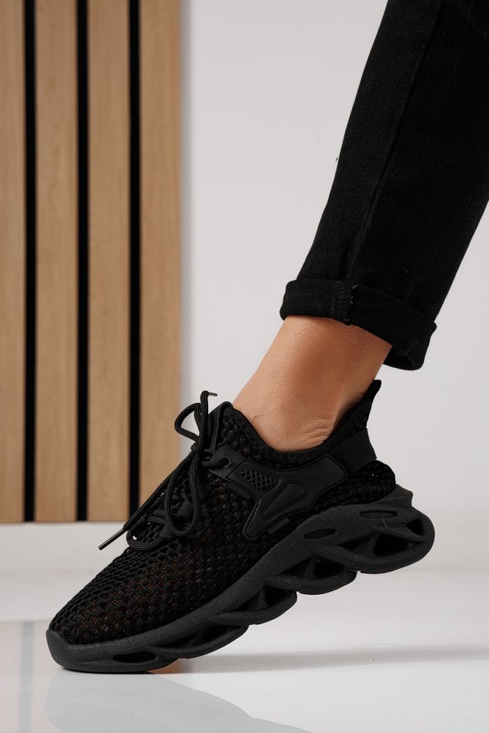 Дамски маратонки черни от текстилен материал Florentina #24310