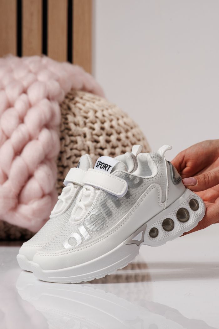 Детски маратонки бели от текстилен материал Freya #24350