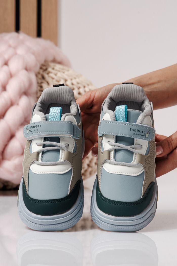 Детски маратонки черни от еко кожа Iris #24345