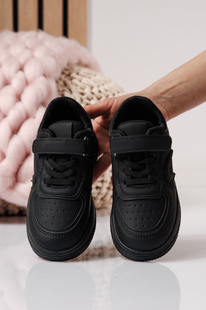 Детски маратонки черни от еко кожа Ema  #24325