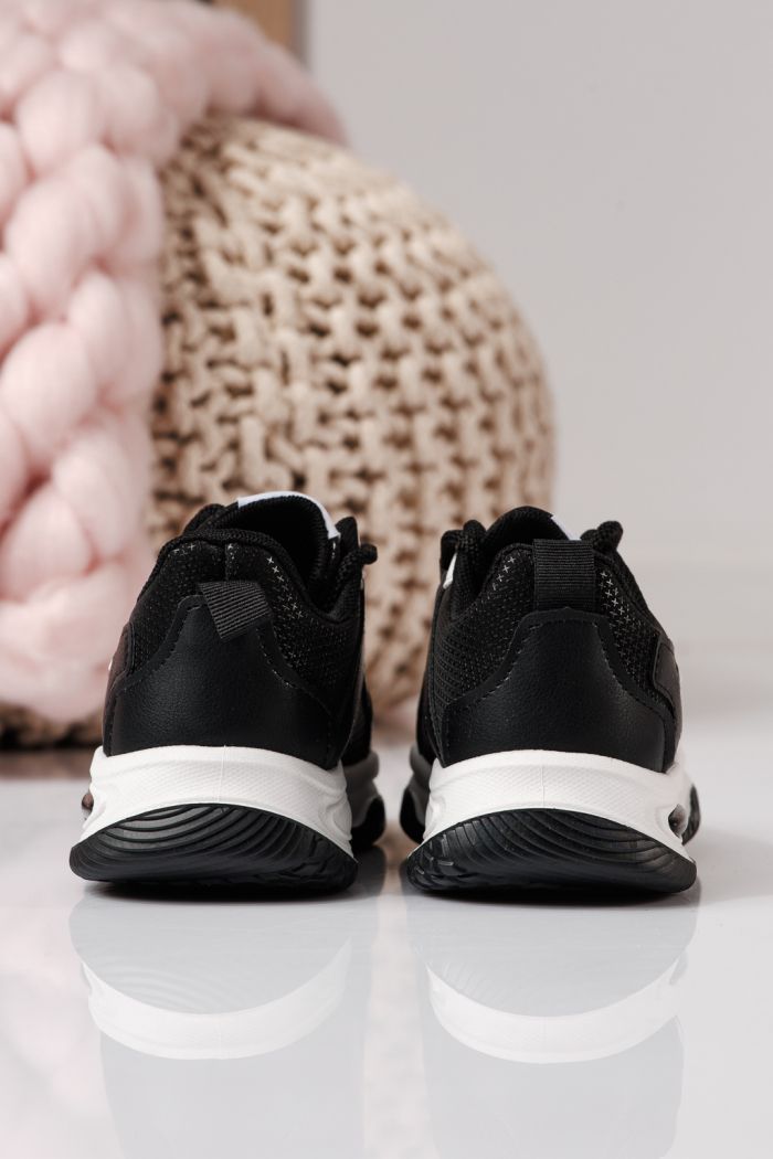 Детски маратонки черни от еко кожа Calista #24367