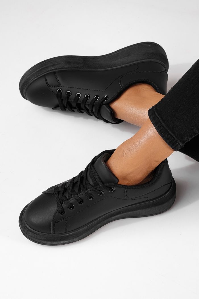 Дамски маратонки черни от еко кожа Sofia #24323