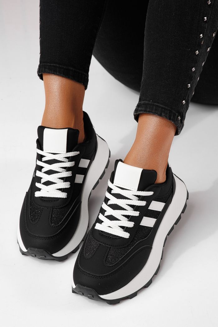 Дамски маратонки черни от еко кожа Mia #24319