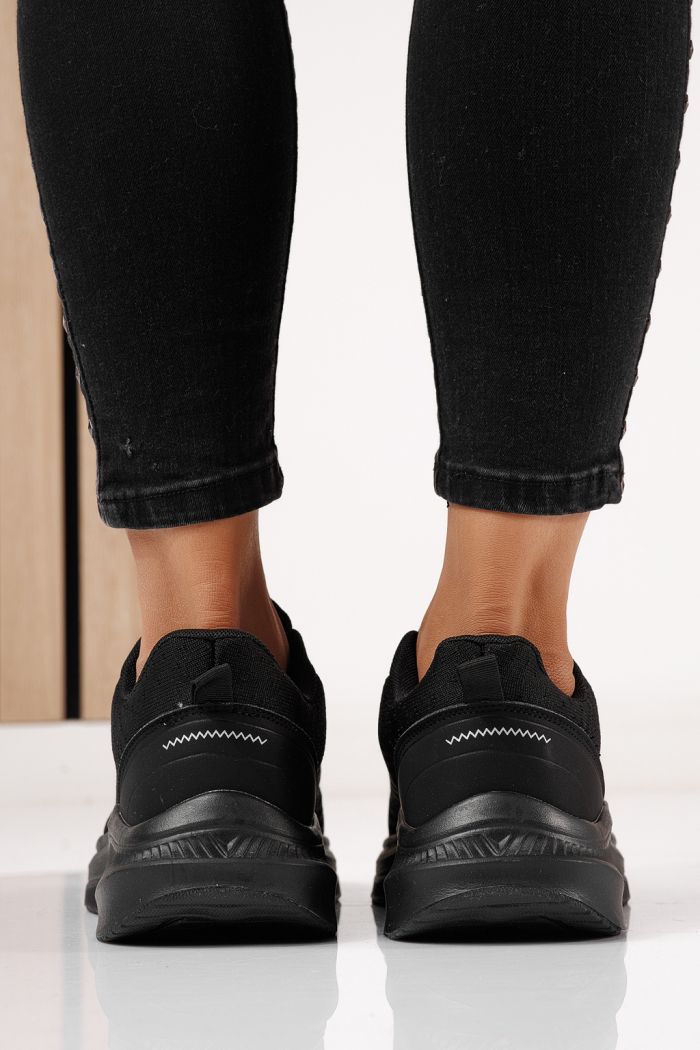 Дамски маратонки черни от текстилен материал Anaiss #24389